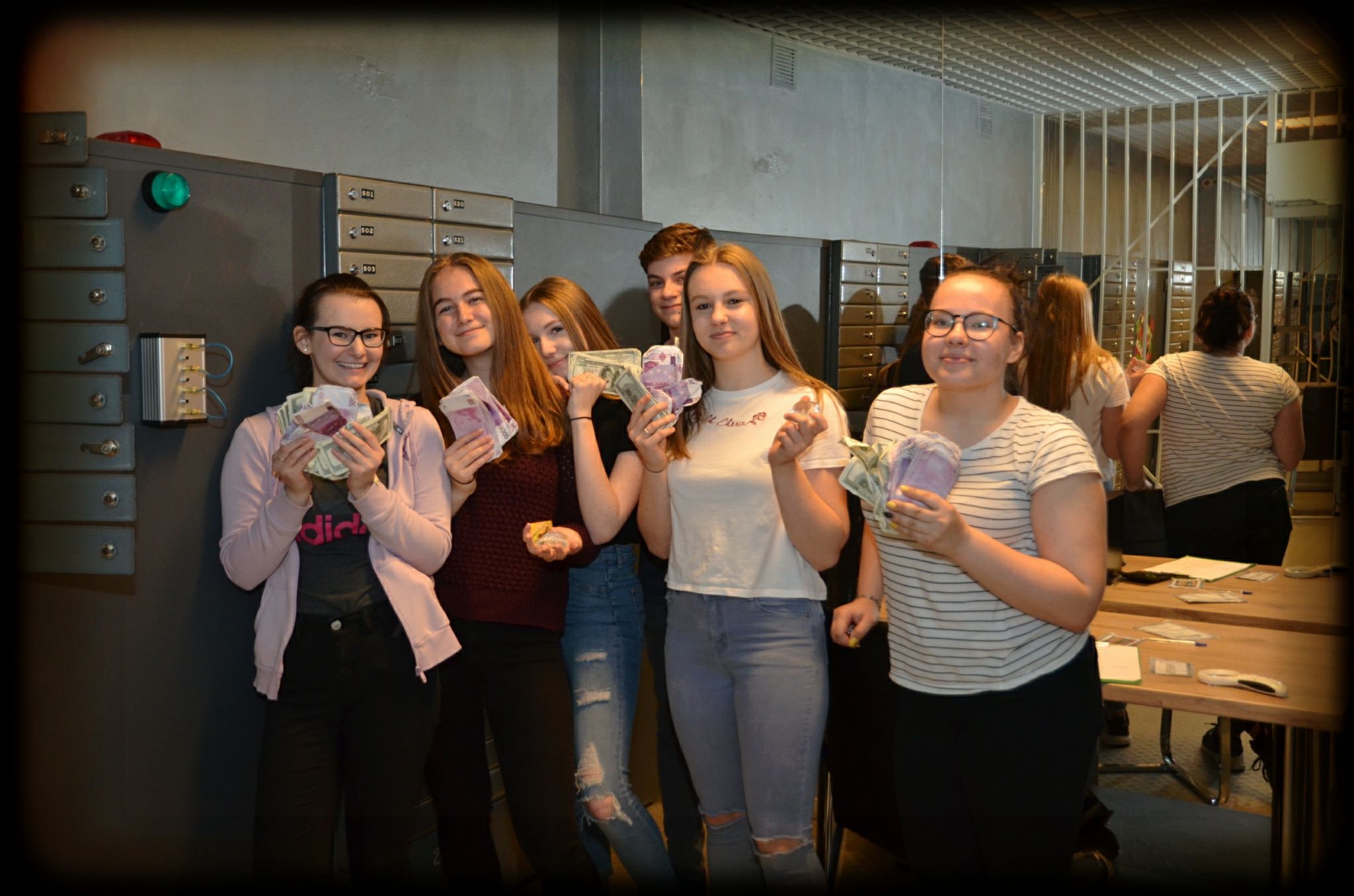 Questerland_02
